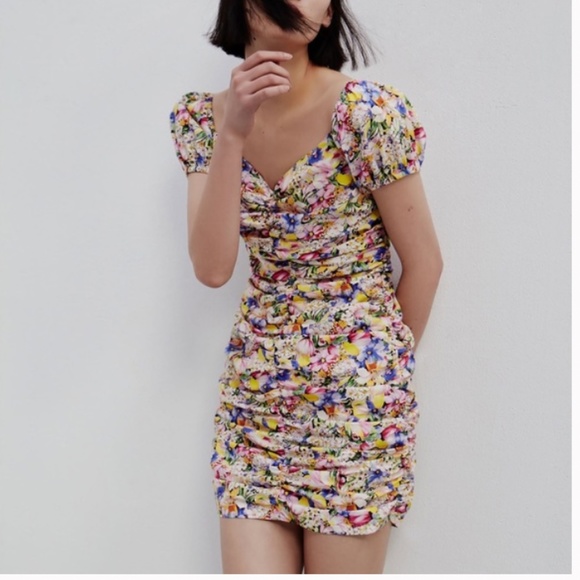Zara Dresses & Skirts - Zara Floral Print Dress with Draped Fabric Ruching Sz M NWT